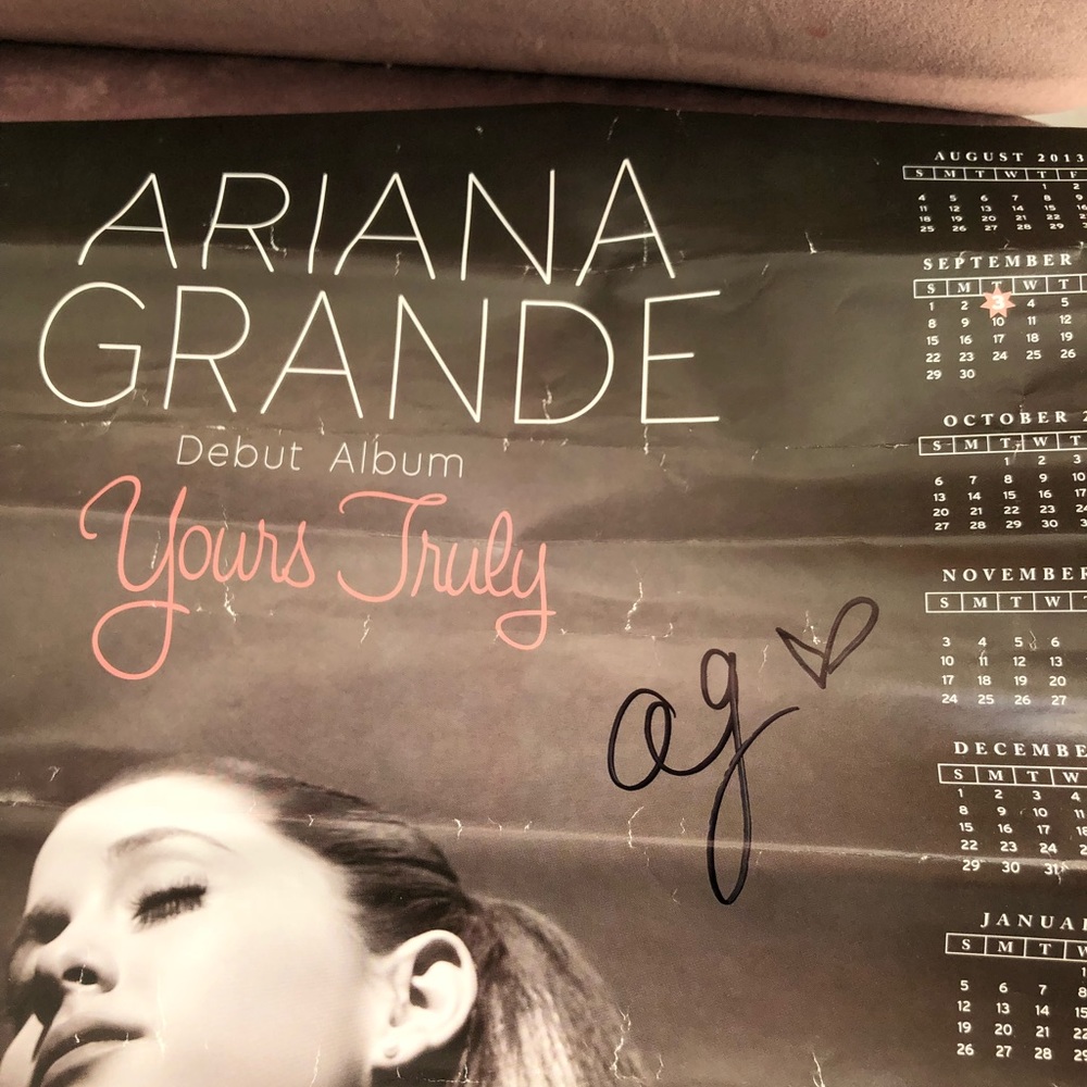 Authentic Ariana Grande Autograph ⭐️💜